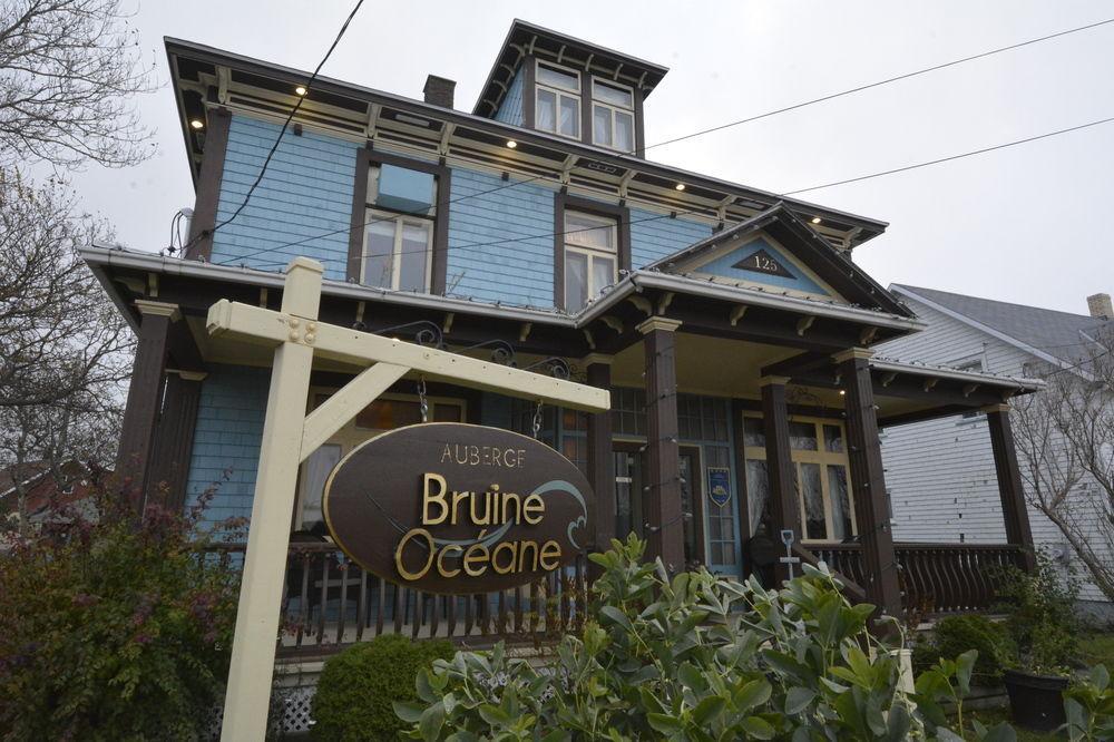 Auberge Bruine Oceane Matane Exterior foto